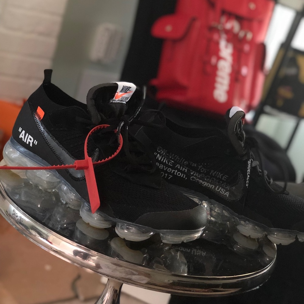 Nike vapor max x off white